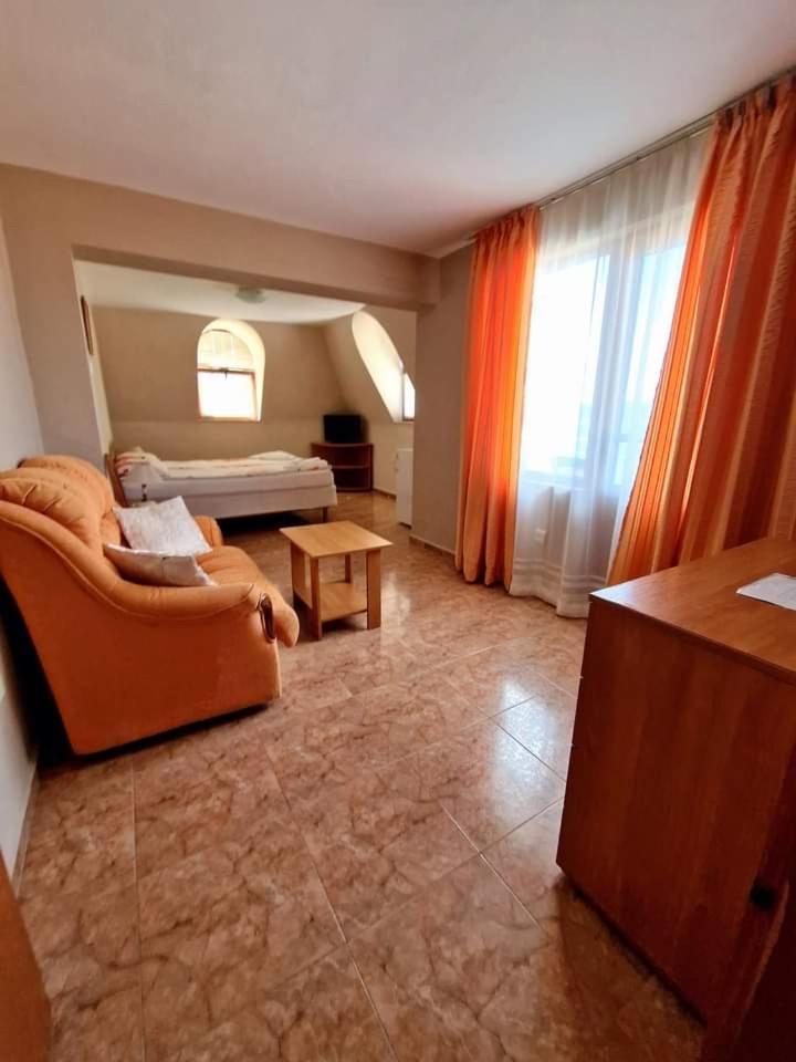 Family Hotel Selena Nesebar Exteriér fotografie