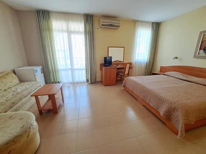 Family Hotel Selena Nesebar Exteriér fotografie