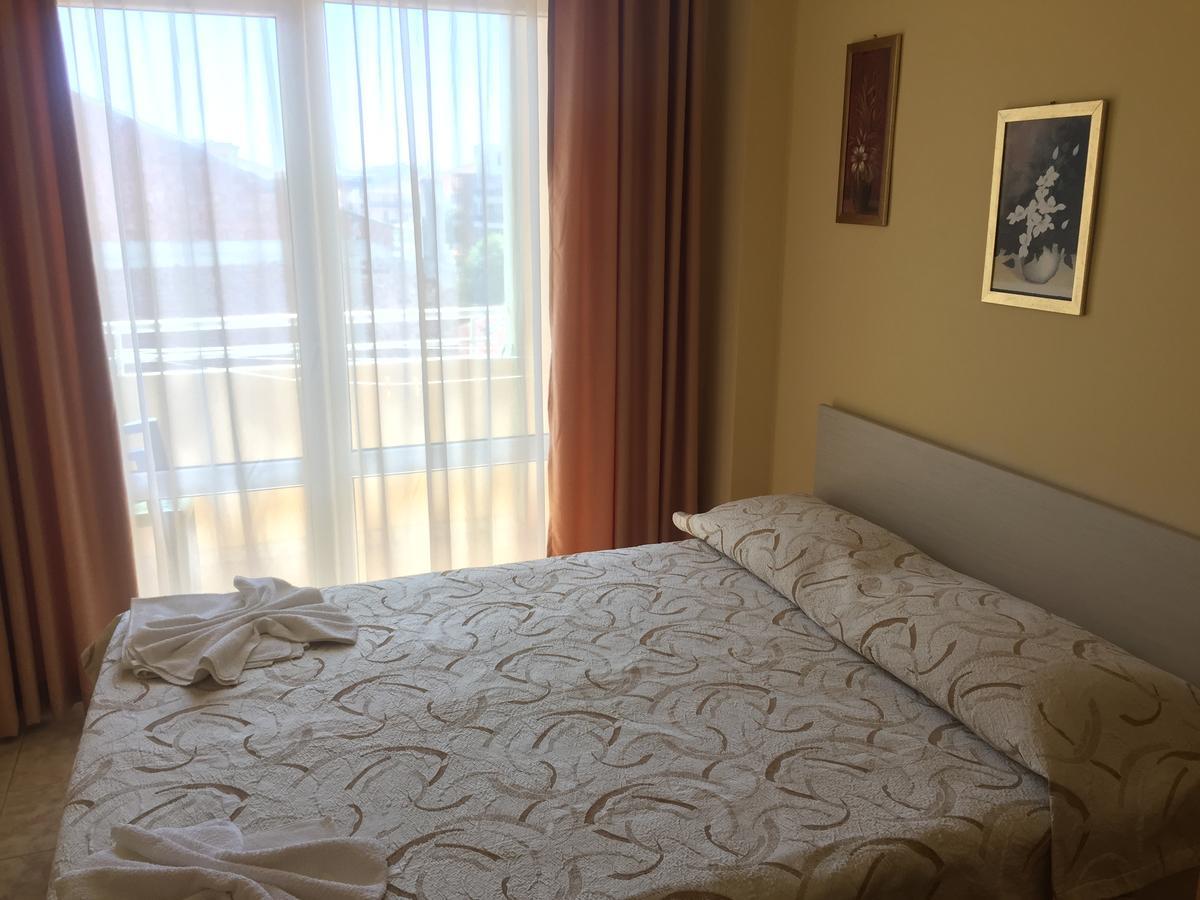 Family Hotel Selena Nesebar Exteriér fotografie